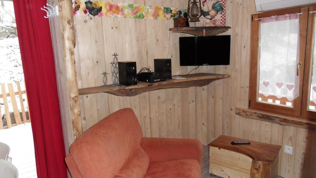 La roulotte du bucheron Lapoutroie Extérieur photo